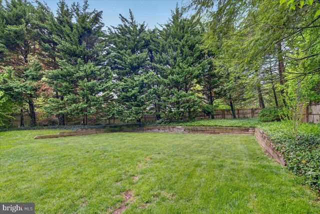 620 LAKE DR, Princeton, NJ 08540