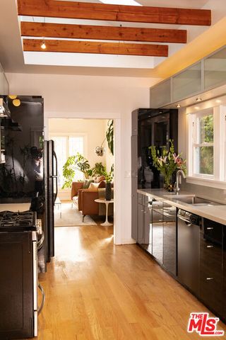 1510 Electric Avenue, Venice, CA 90291