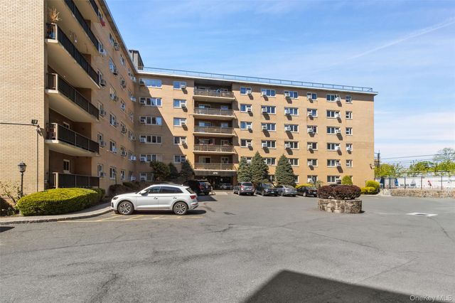 470 Halstead Avenue 6V, Harrison, NY 10528