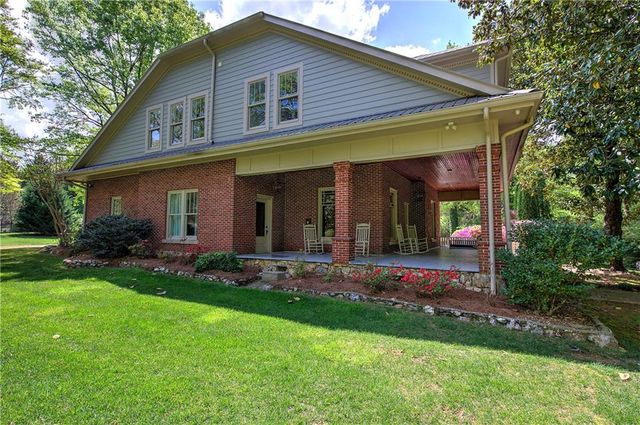 421 Boulevard Heights, Calhoun, GA 30701