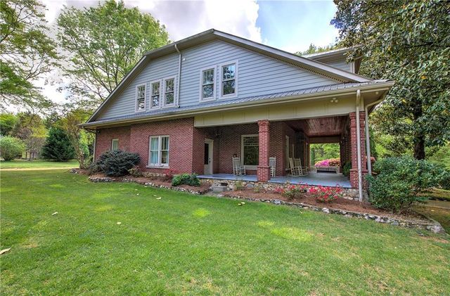 421 Boulevard Heights, Calhoun, GA 30701