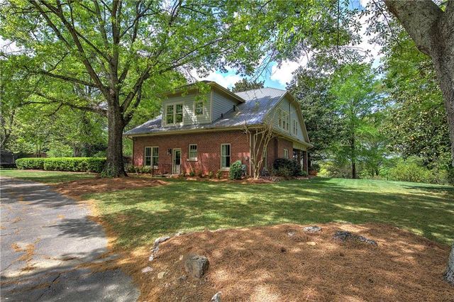 421 Boulevard Heights, Calhoun, GA 30701