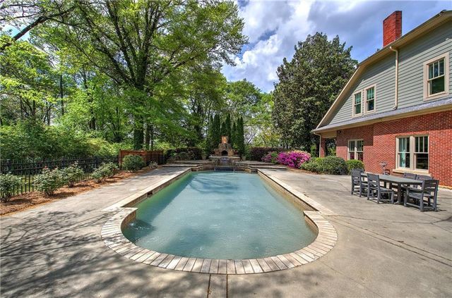 421 Boulevard Heights, Calhoun, GA 30701