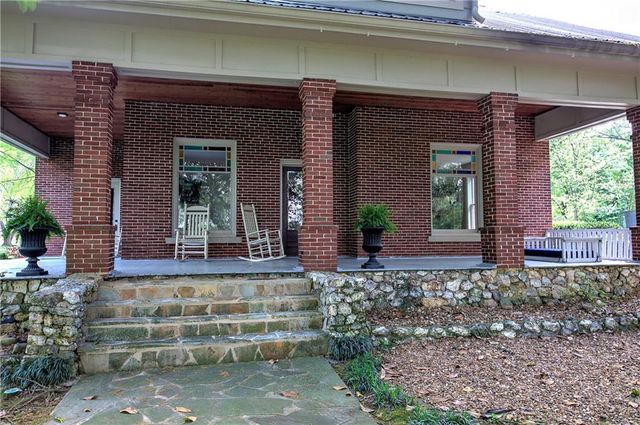 421 Boulevard Heights, Calhoun, GA 30701