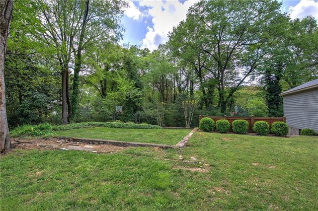 421 Boulevard Heights, Calhoun, GA 30701