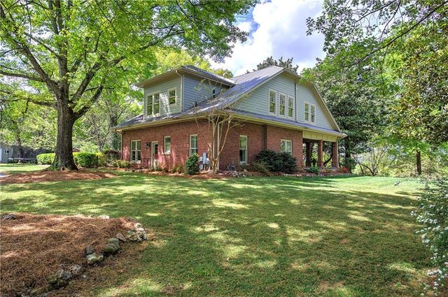 421 Boulevard Heights, Calhoun, GA 30701