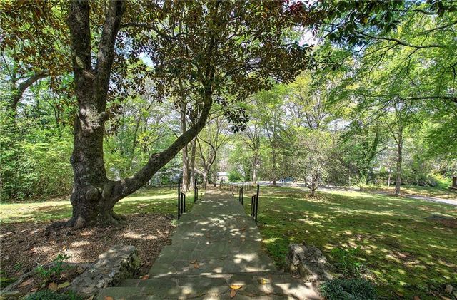 421 Boulevard Heights, Calhoun, GA 30701