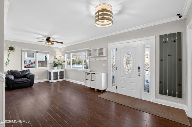 47 E Sedgwick Street, Monroe, NJ 08831