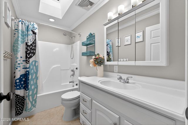 47 E Sedgwick Street, Monroe, NJ 08831