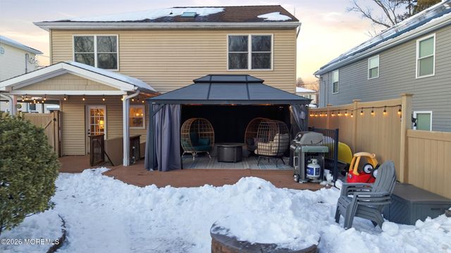 47 E Sedgwick Street, Monroe, NJ 08831