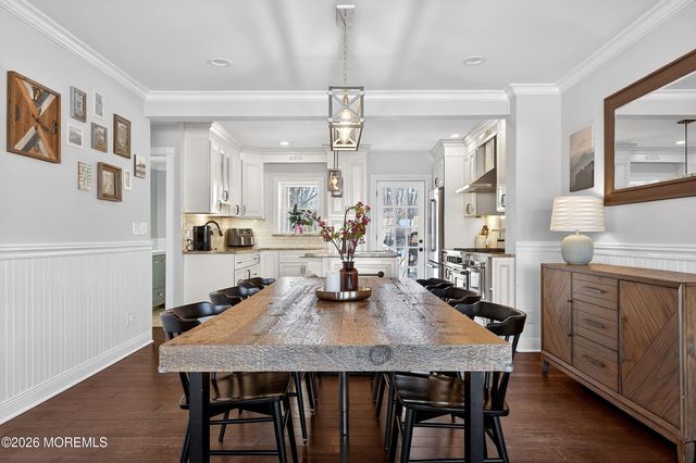 47 E Sedgwick Street, Monroe, NJ 08831