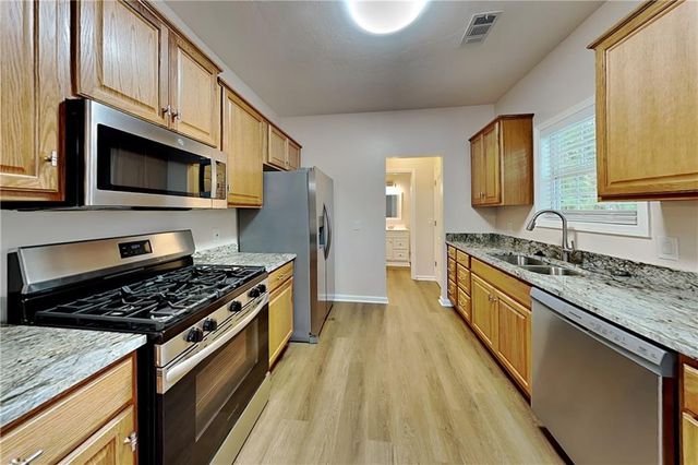 125 Omega Court, Dallas, GA 30157