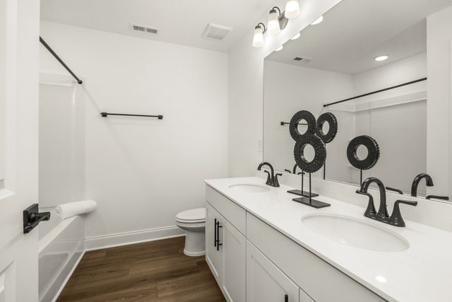 2318 Williamsport Landing, Columbia, TN 38401