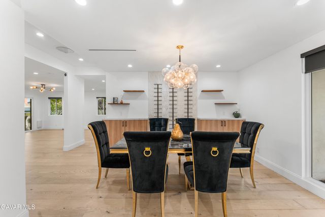10960 Baton Rouge Avenue, Porter Ranch, CA 91326