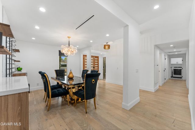 10960 Baton Rouge Avenue, Porter Ranch, CA 91326