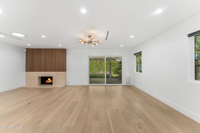 10960 Baton Rouge Avenue, Porter Ranch, CA 91326