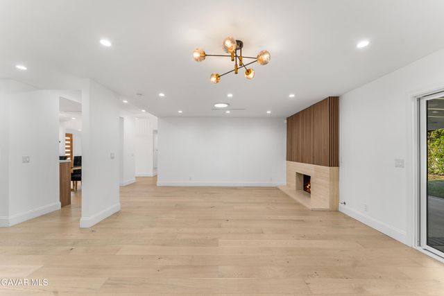 10960 Baton Rouge Avenue, Porter Ranch, CA 91326