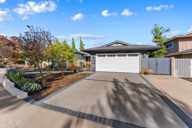 10960 Baton Rouge Avenue, Porter Ranch, CA 91326