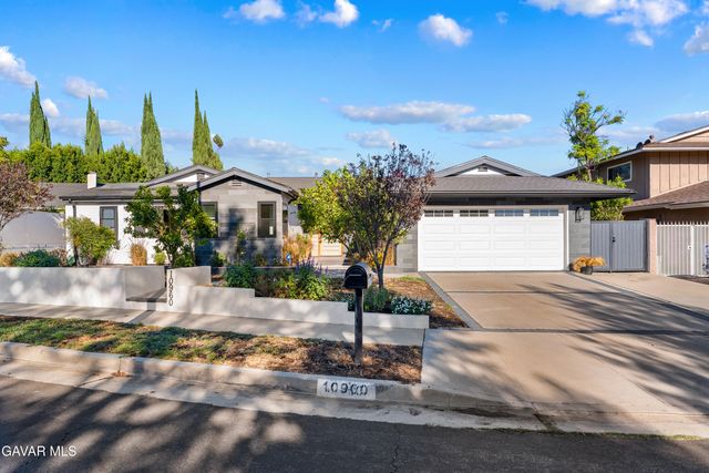 10960 Baton Rouge Avenue, Porter Ranch, CA 91326