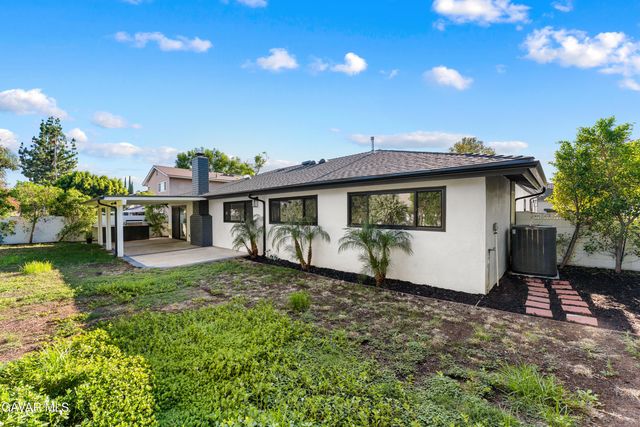 10960 Baton Rouge Avenue, Porter Ranch, CA 91326