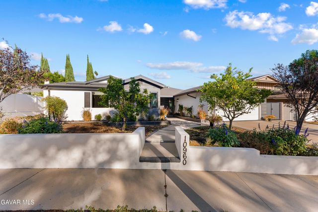 10960 Baton Rouge Avenue, Porter Ranch, CA 91326