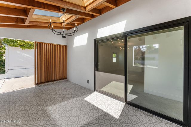 10960 Baton Rouge Avenue, Porter Ranch, CA 91326