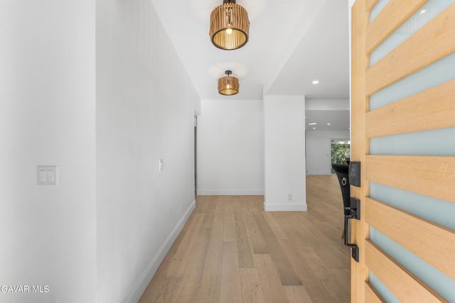 10960 Baton Rouge Avenue, Porter Ranch, CA 91326
