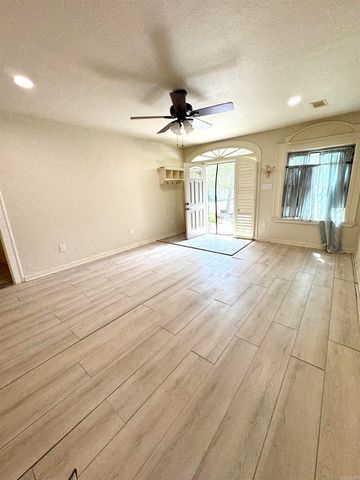 107 Archwood Street, Hot Springs, AR 71901