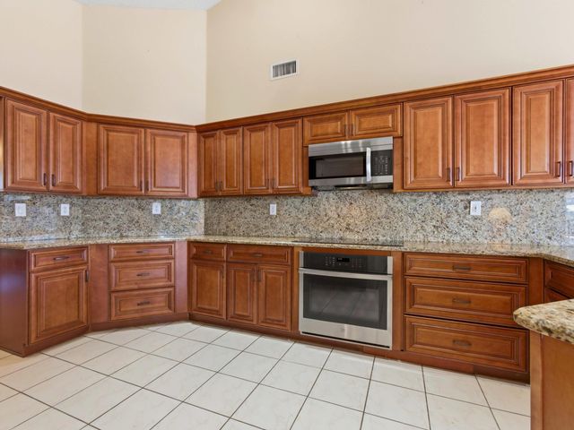 7180 Lockwood Road, Lake Worth, FL 33467