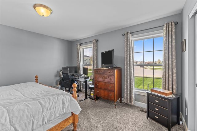 1706 Applejack Drive, Wapakoneta, OH 45895