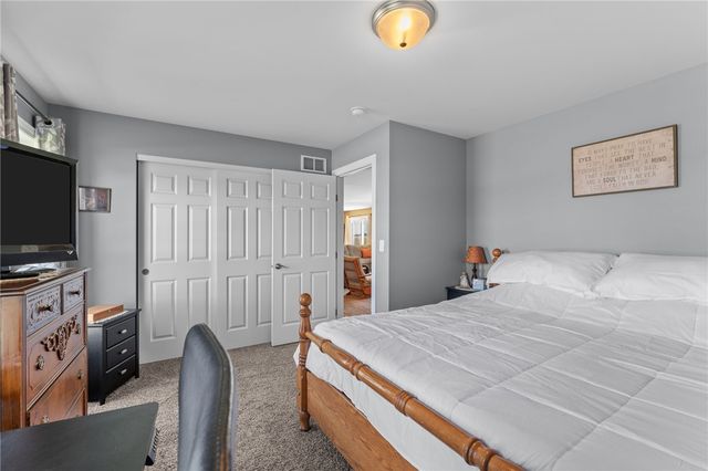 1706 Applejack Drive, Wapakoneta, OH 45895