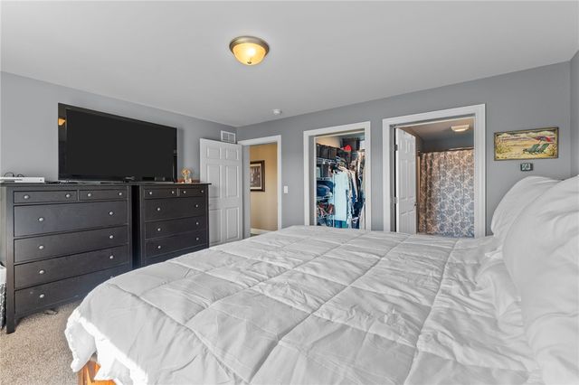 1706 Applejack Drive, Wapakoneta, OH 45895