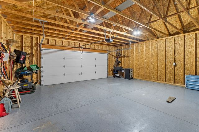 1706 Applejack Drive, Wapakoneta, OH 45895