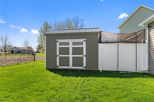 1706 Applejack Drive, Wapakoneta, OH 45895