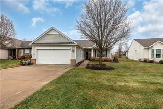 38391 Kingsbury Drive, North Ridgeville, OH 44039