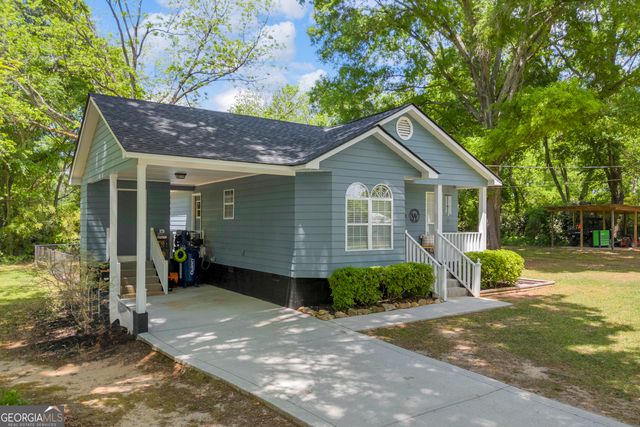 391 Cemetery Street, Shady Dale, GA 31085