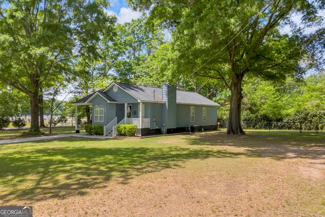 391 Cemetery Street, Shady Dale, GA 31085