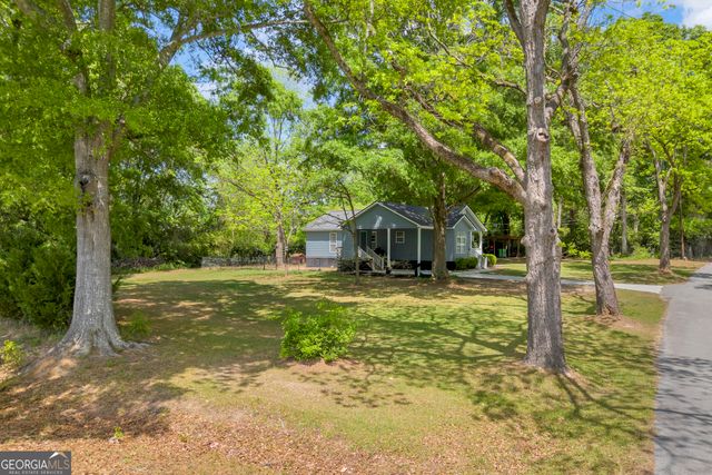 391 Cemetery Street, Shady Dale, GA 31085