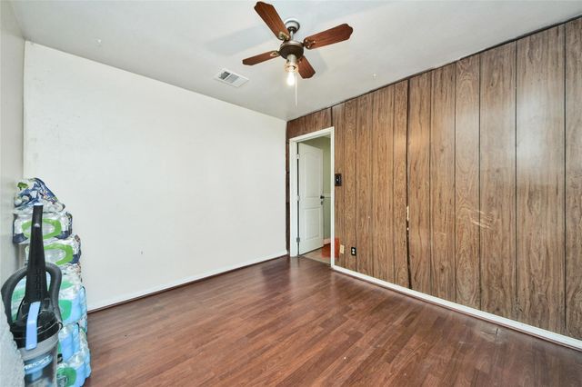 12026 Sela Ln, Houston, TX 77072