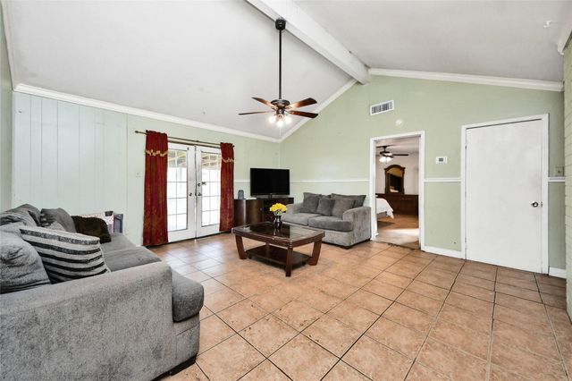 12026 Sela Ln, Houston, TX 77072