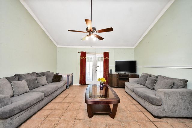 12026 Sela Ln, Houston, TX 77072