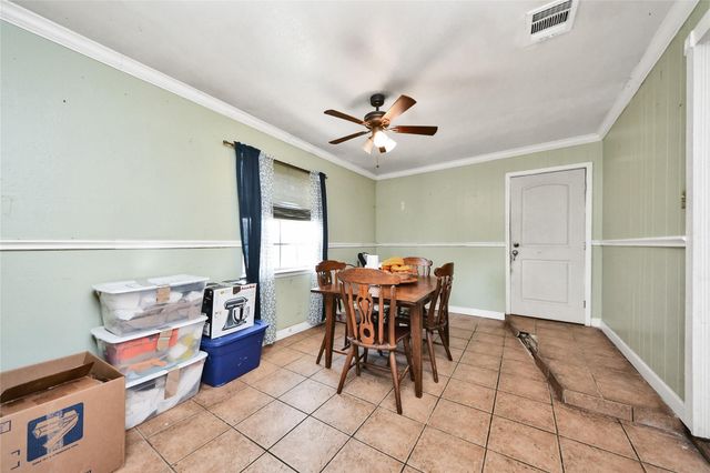 12026 Sela Ln, Houston, TX 77072