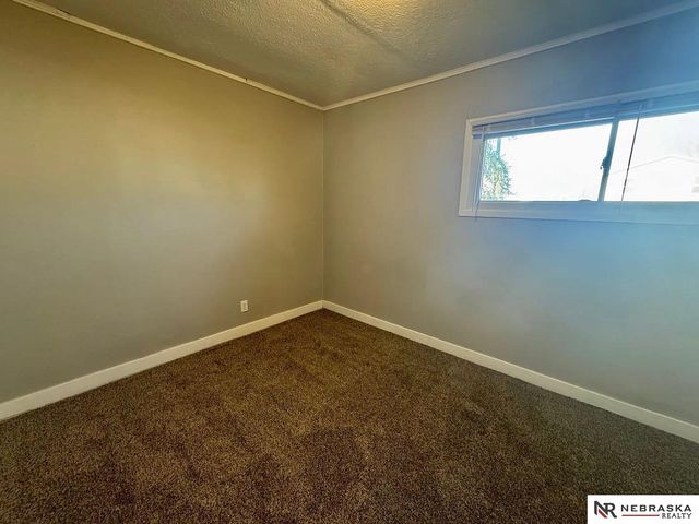 3910 Worthington Avenue, Lincoln, NE 68502