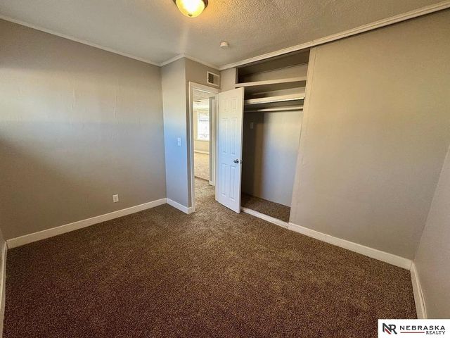 3910 Worthington Avenue, Lincoln, NE 68502