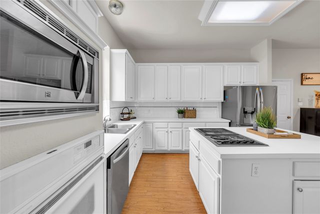 8101 Alderwood Place, Plano, TX 75025