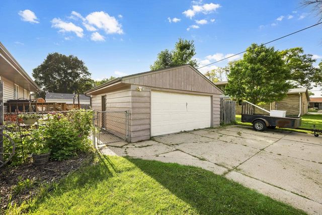 412 E 19TH STREET, Kaukauna, WI 54130