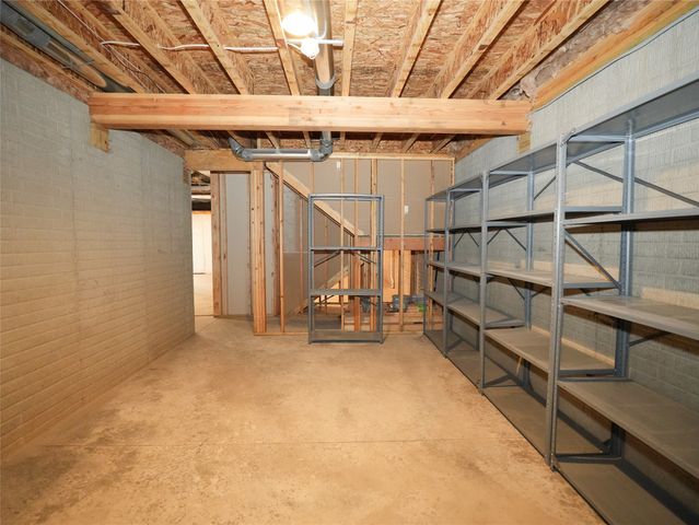107 NW 22nd Court, Grimes, IA 50111