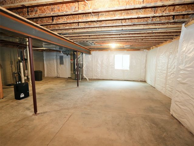107 NW 22nd Court, Grimes, IA 50111