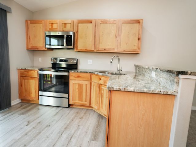 107 NW 22nd Court, Grimes, IA 50111