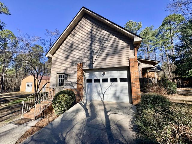 250 Dixieland Trail, Batesburg-leesville, SC 29070